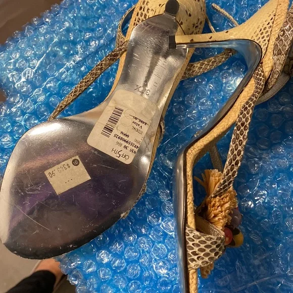 Dolce & Gabbana Python Raffia heels 37.5